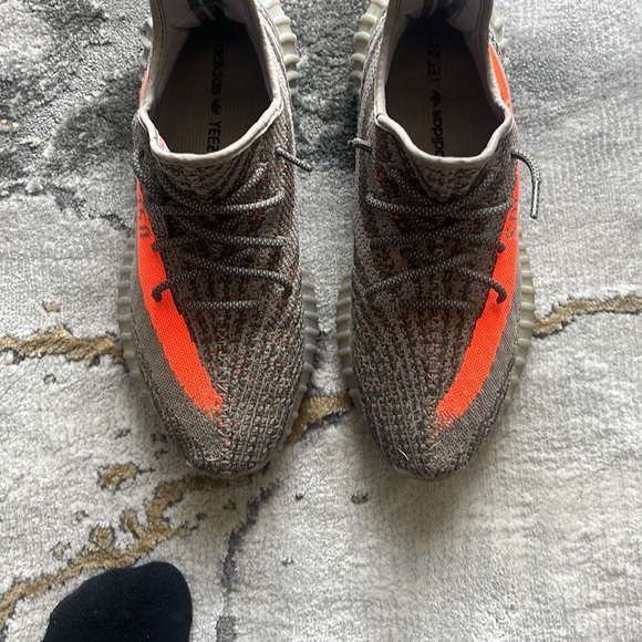 Yeezy 350 V2 Beluga Reflective - Picture 2 of 5